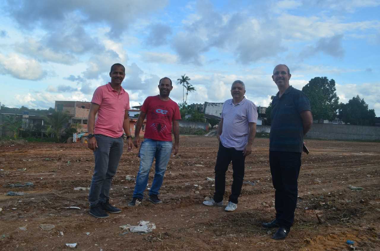 Camacã: Prefeitura realiza terra planagem e mais uma rua será calçada